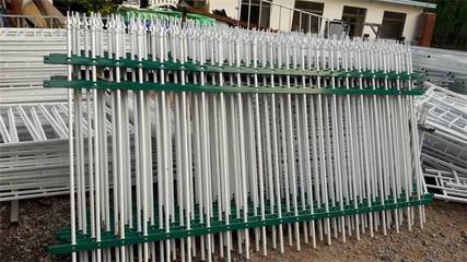 【北京围墙锌钢栅栏-围墙锌钢栅栏价格-桂吉铸造(推荐商家)图片】北京围墙锌钢栅栏-围墙锌钢栅栏价格-桂吉铸造(推荐商家)图片大全 - 临朐县桂吉铁艺铸造厂