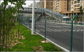 北京厂家直销喷塑铁艺护栏网,小区护栏 定做各种铁艺护栏